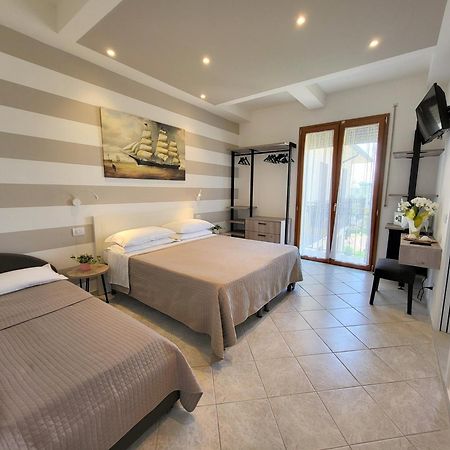 Hotel Villa Fulgida Cattolica Zewnętrze zdjęcie