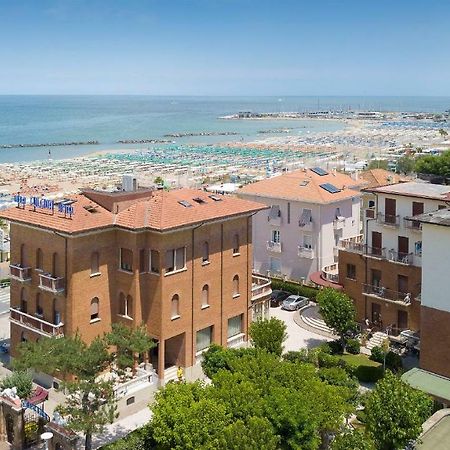 Hotel Villa Fulgida Cattolica Zewnętrze zdjęcie