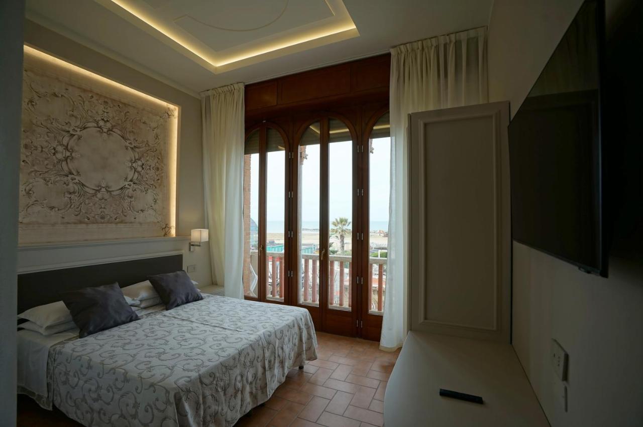 Hotel Villa Fulgida Cattolica Zewnętrze zdjęcie