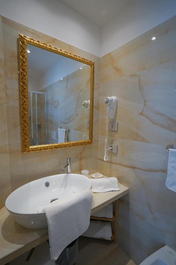 Hotel Villa Fulgida Cattolica Zewnętrze zdjęcie