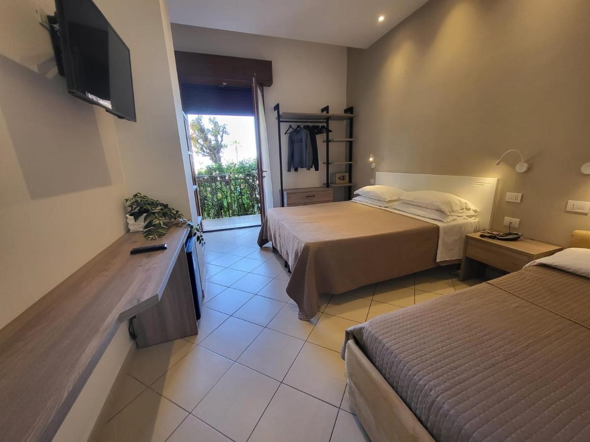 Hotel Villa Fulgida Cattolica Zewnętrze zdjęcie