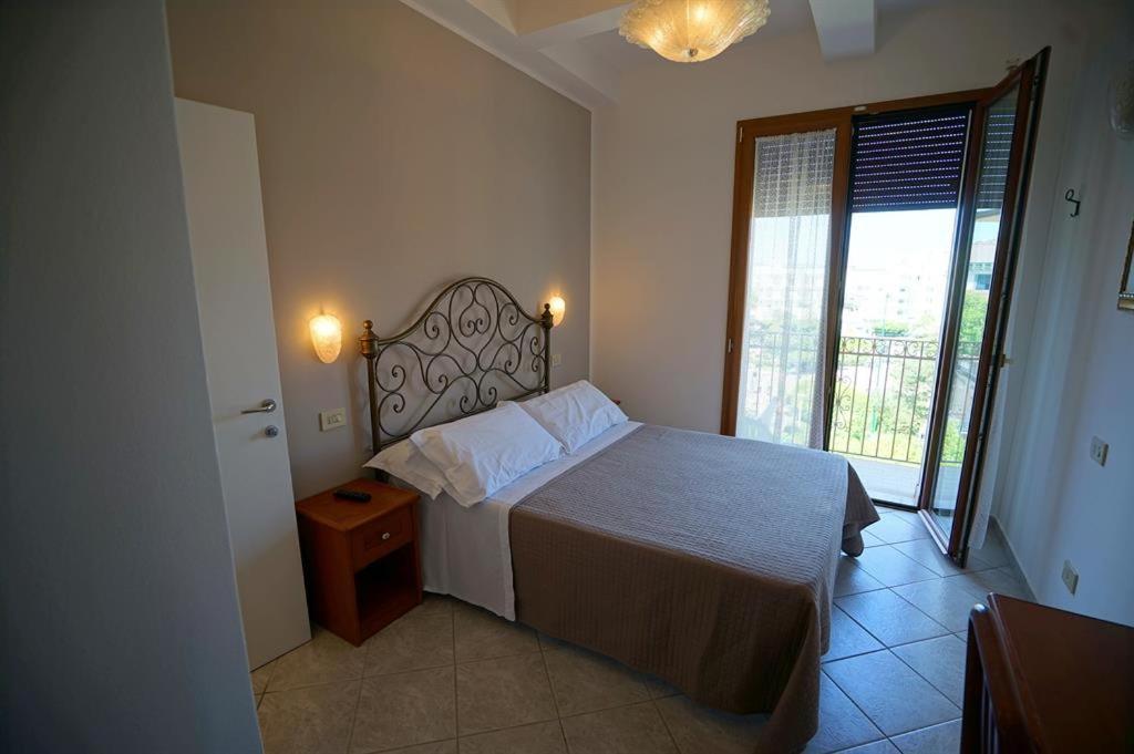 Hotel Villa Fulgida Cattolica Zewnętrze zdjęcie