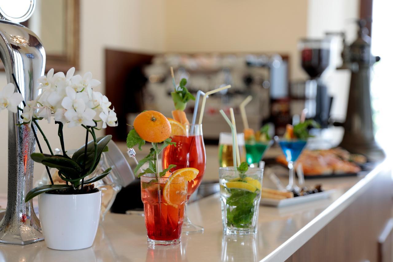 Hotel Villa Fulgida Cattolica Zewnętrze zdjęcie
