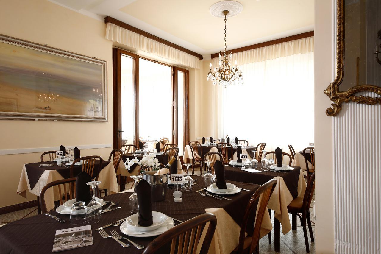 Hotel Villa Fulgida Cattolica Zewnętrze zdjęcie