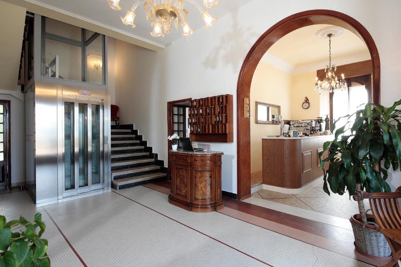 Hotel Villa Fulgida Cattolica Zewnętrze zdjęcie